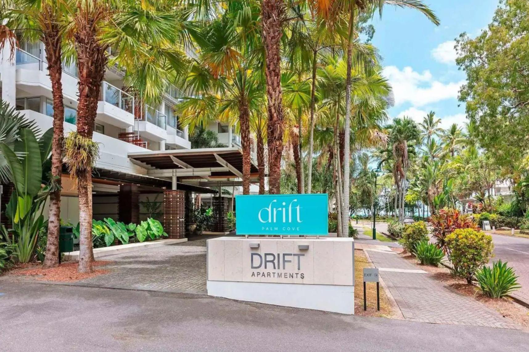 Palm Cove Beachside Apartments - Pool And Garden Views Extérieur photo